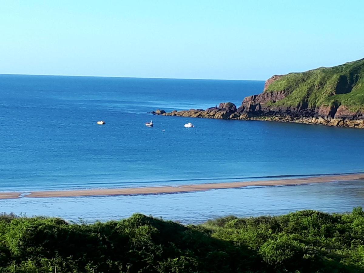 A Beach Holiday In Pembrokeshire Exterior foto